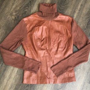 Genuine leather and knit turtleneck sweater. Size M.